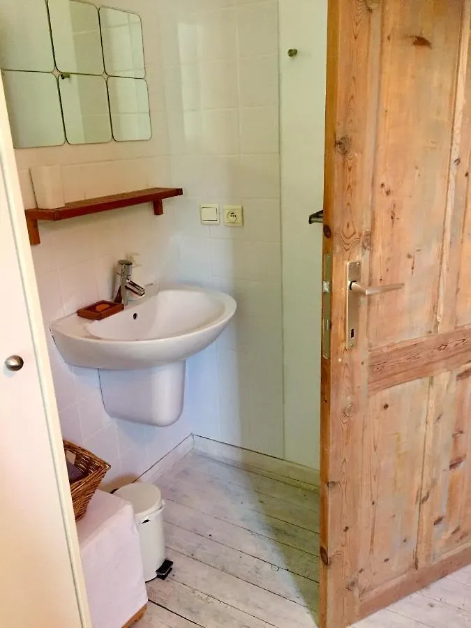B&B Waterside Brujas